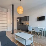1 Bedroom In Center With Parking شقة توركوان